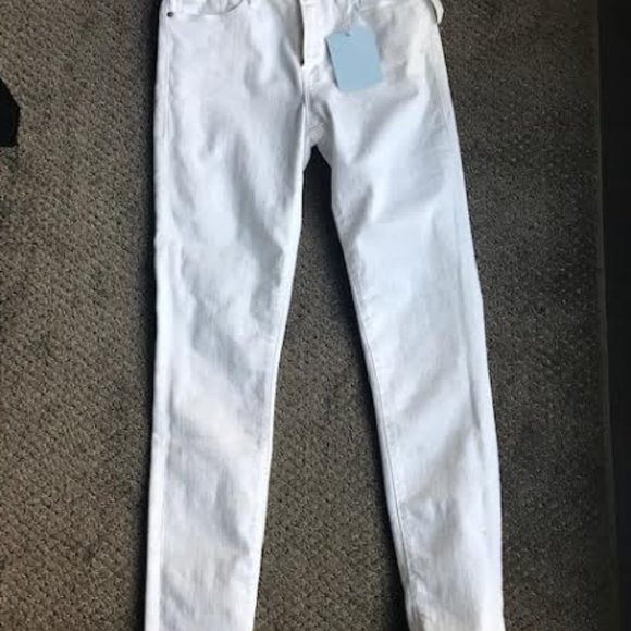 Skinny White Cut Bottom Frame Jeans - Picture 1 of 3